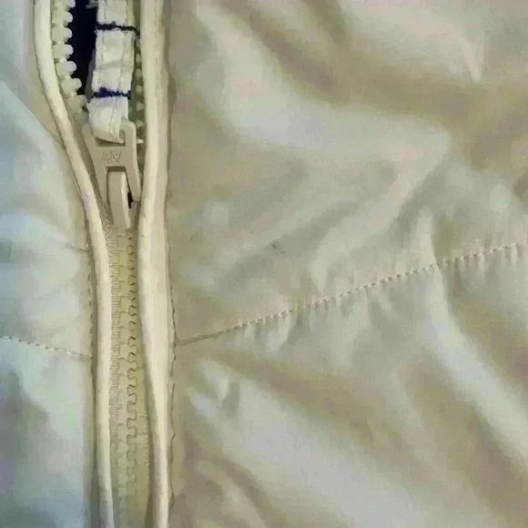 Aeropostale Women’s Puffer Vest Size L White Zipper Front Outdoors Hiking Fall - Picture 10 of 10